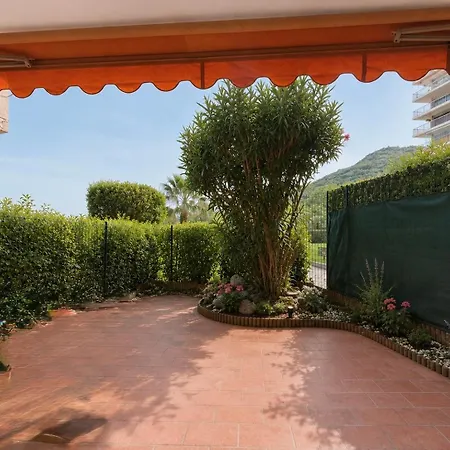 Cannes Marina Garden & Terrace